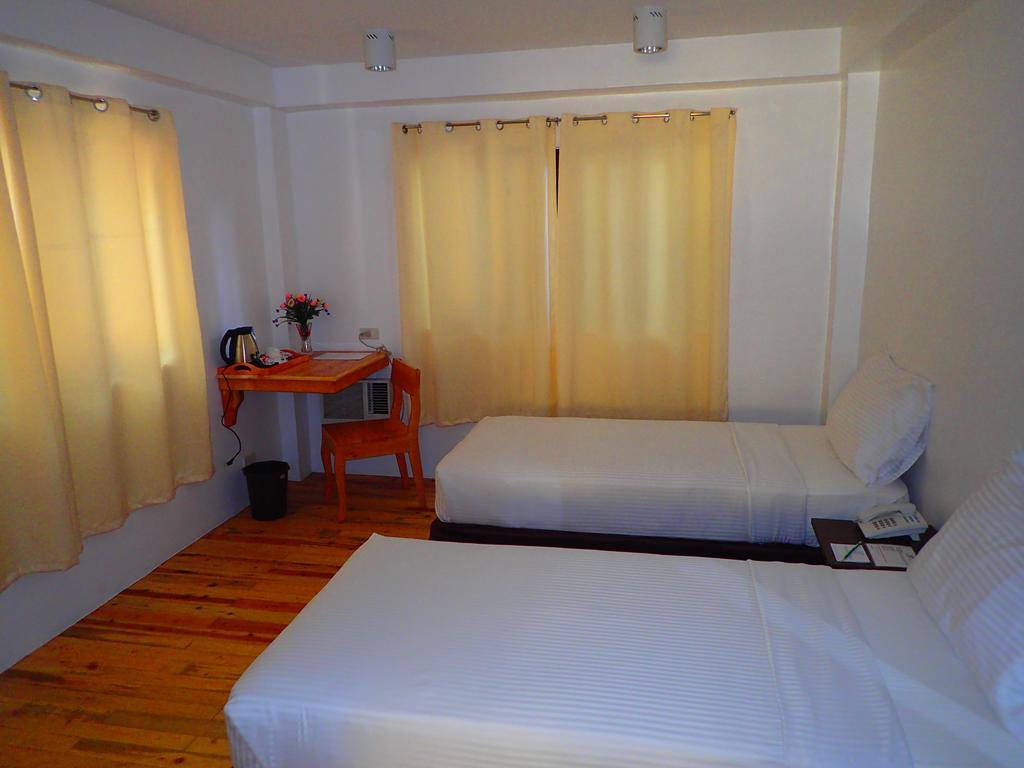 Aozora Seaside Mactan Hotel Lapu-Lapu City Exterior photo