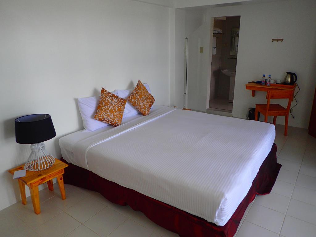 Aozora Seaside Mactan Hotel Lapu-Lapu City Exterior photo