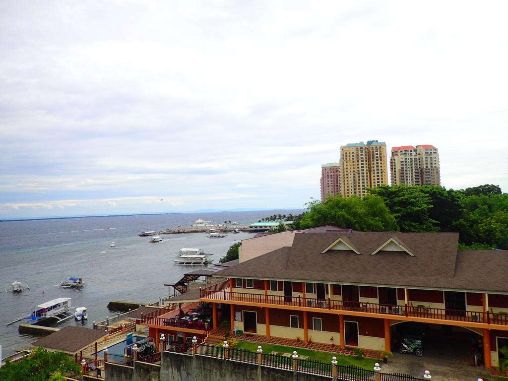 Aozora Seaside Mactan Hotel Lapu-Lapu City Exterior photo