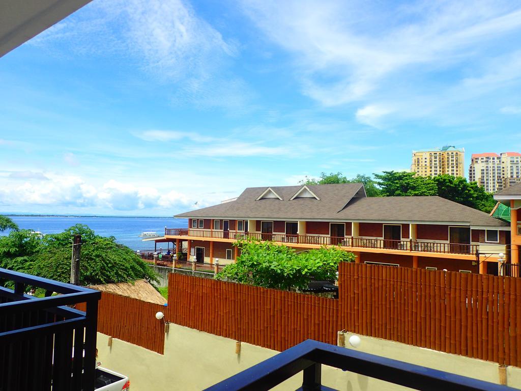 Aozora Seaside Mactan Hotel Lapu-Lapu City Exterior photo