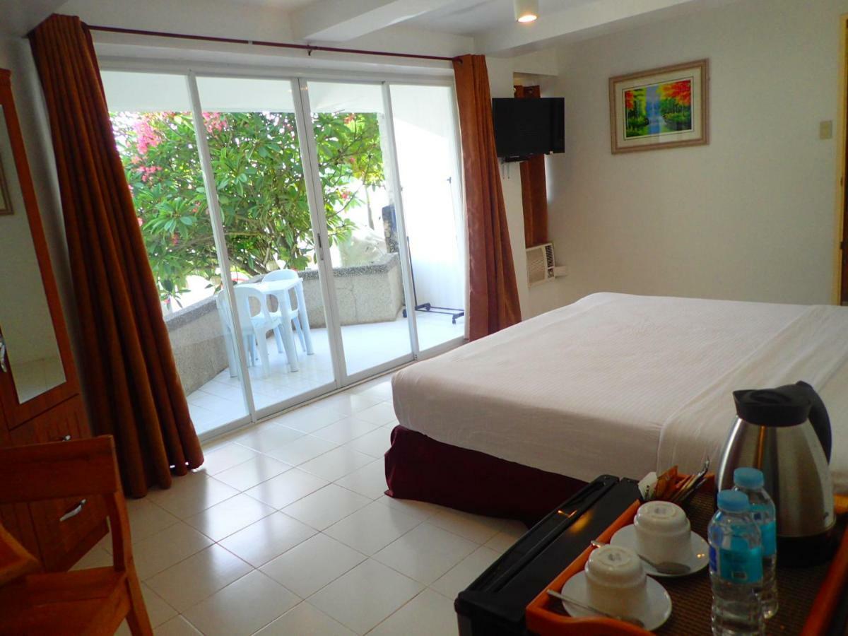 Aozora Seaside Mactan Hotel Lapu-Lapu City Exterior photo